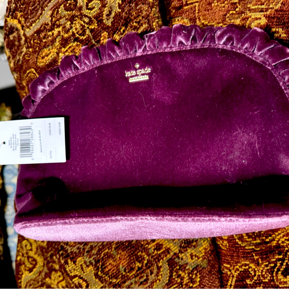 💜💋💜 Kate Spade — Brand New‼️💜- Deep Plum Velvet Clutch‼️💜